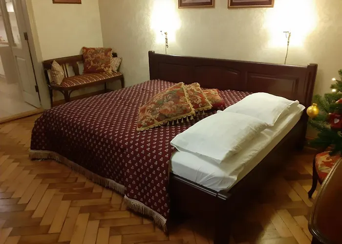 Studios At Anchevskih 3