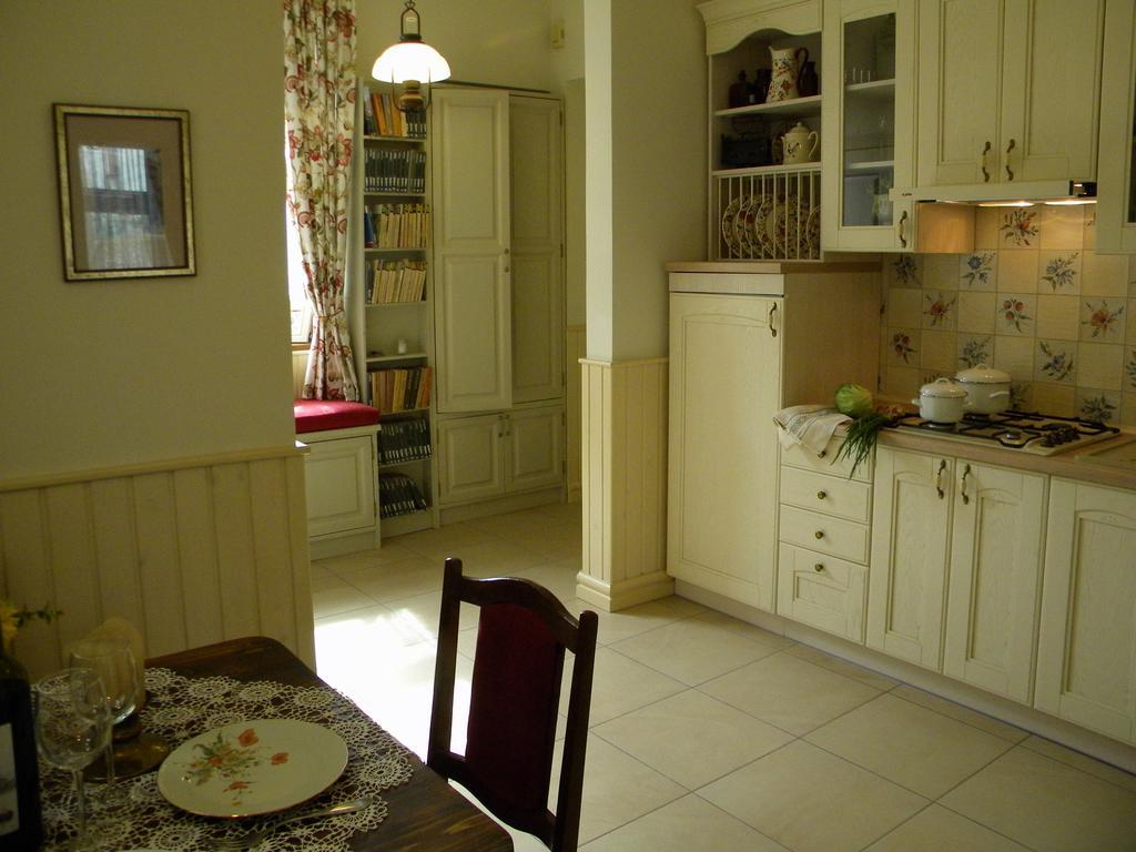At Anchevskih 3 Apartment