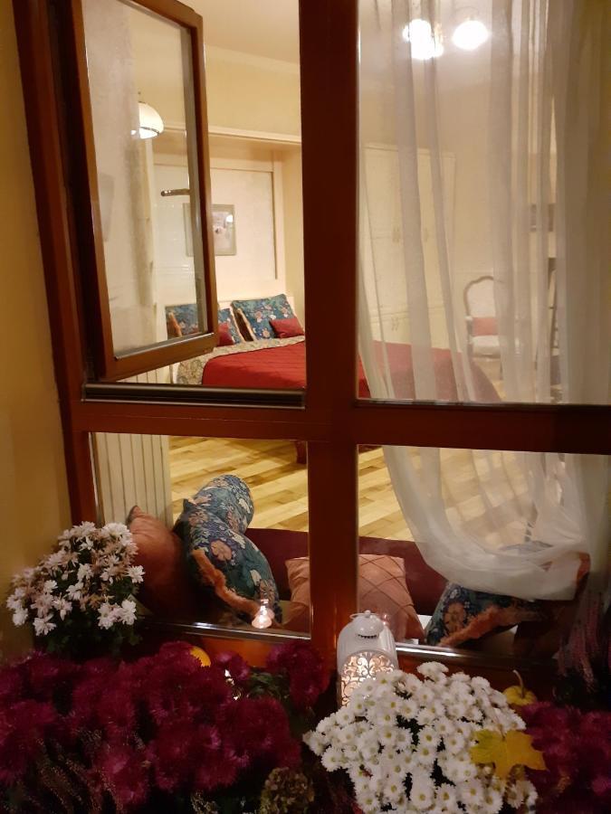 Apartment At Anchevskih 3 *